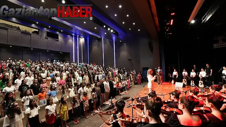 Şehitkamil Sanat Merkezi çocuk orkestrası ilk konserini verdi