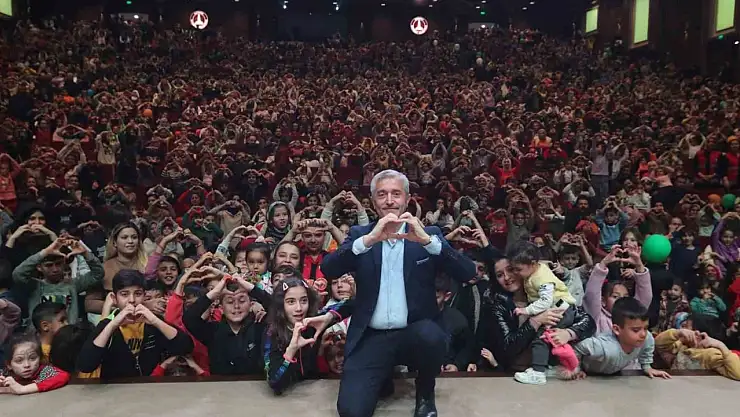 Tahmazoğlu'ndan 23 Nisan çocuk şenliğine davet