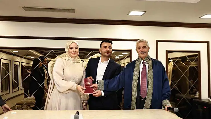Tahmazoğlu'ndan yeni evlenecek çiftlere sürpriz