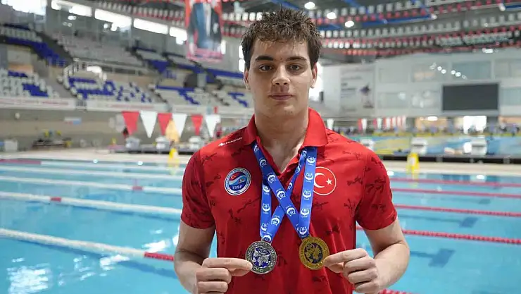 Tedavi amaçlı başladığı yüzmede Avrupa şampiyonu oldu