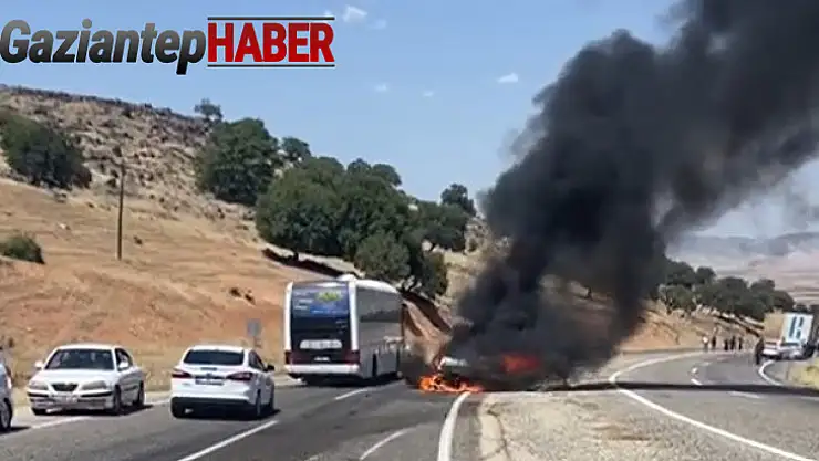 Tıra çarpan otomobil alev aldı: 1 yaralı