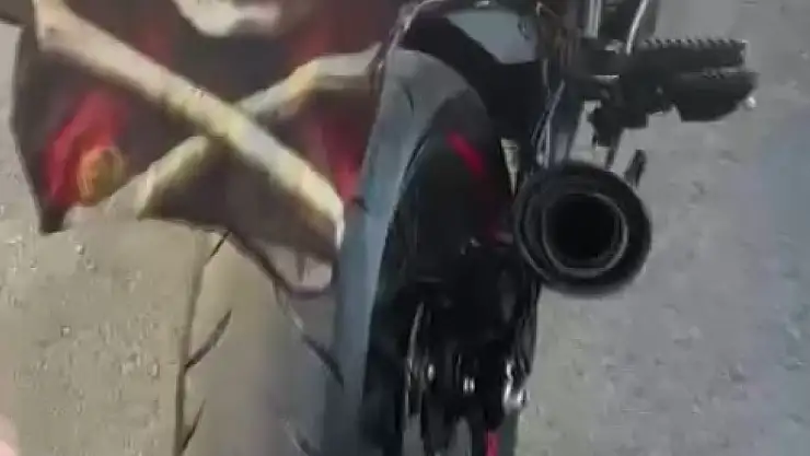 Trafik kurallarını ihlal eden motosikletlinin ehliyeti daimi olarak iptal edildi