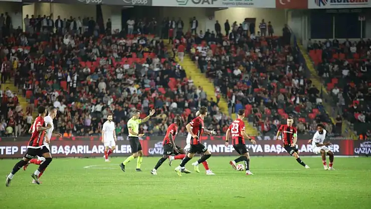 Trendyol Süper Lig: Gaziantep FK: 3 - Antalyaspor: 2 (Maç sonucu)