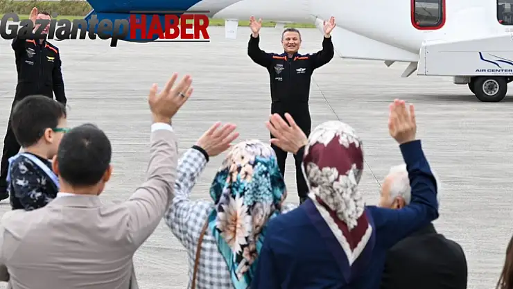Türkiye'nin ilk astronotu Alper Gezeravcı'nın uzay yolculuğuna saatler kaldı