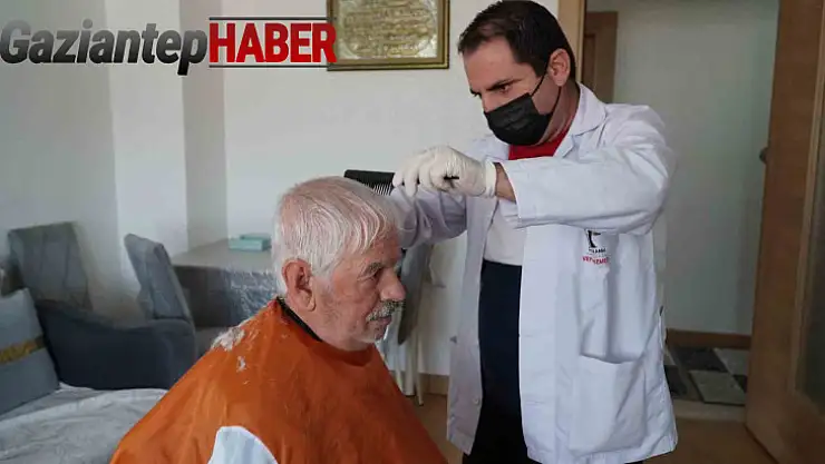 Vefa hizmeti ile yaşlıların yüzleri gülüyor