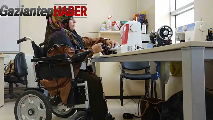 Yaşadığı zorlukları ve engelini giyim kursu sayesinde aşıyor