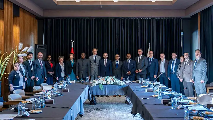 Yıldırım: 'Diplomasiyi ticaretle, ticareti kalkınmayla birleştirmek istiyoruz'