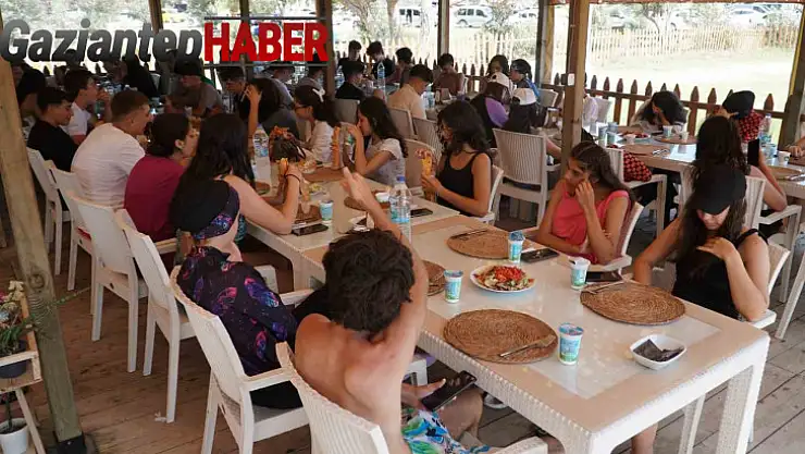 Yılmaz'dan, lise öğrencilerine karne tatili hediyesi