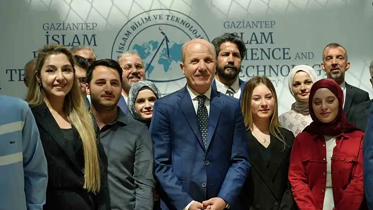 YÖK Başkanı Prof. Dr. Erol Özvar'ın katılımıyla 'GİBTÜ Bilim Kafe' açıldı