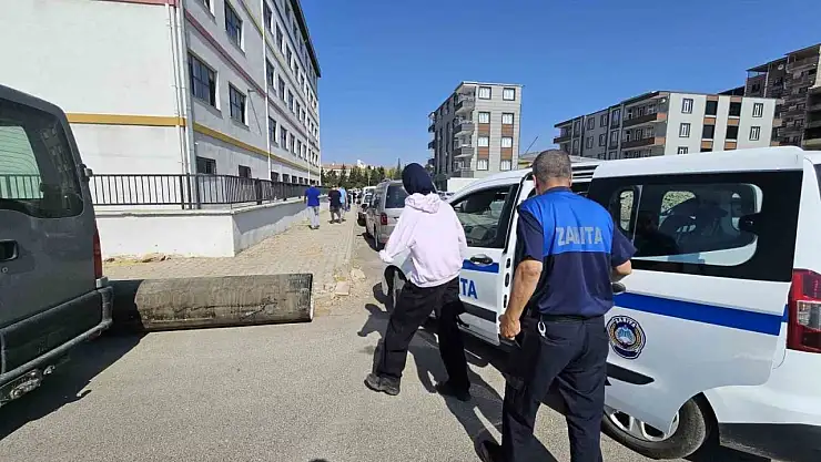 Zabıta ekipleri, geç kalan öğrenciyi LGS sınavına yetiştirdi