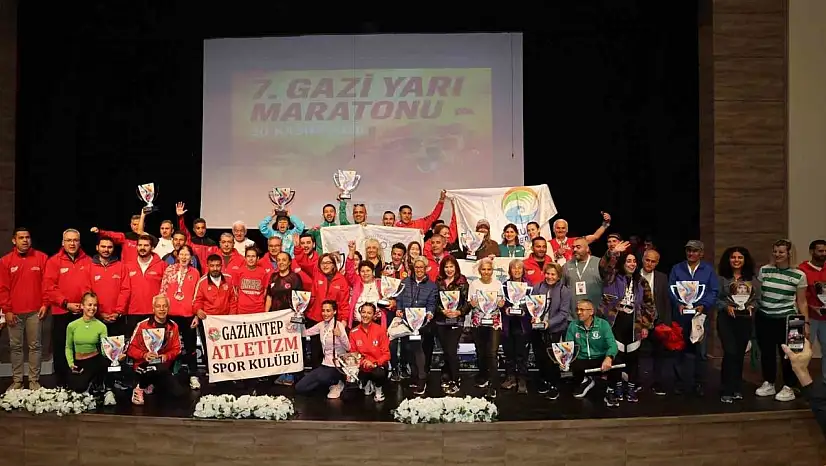 7. Gazi Yarı Maratonu'nda ödüller sahiplerini buldu