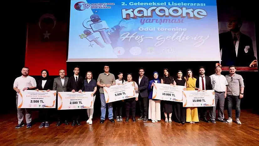 Başkan Yılmaz, başarılı öğrencileri ödüllendirdi