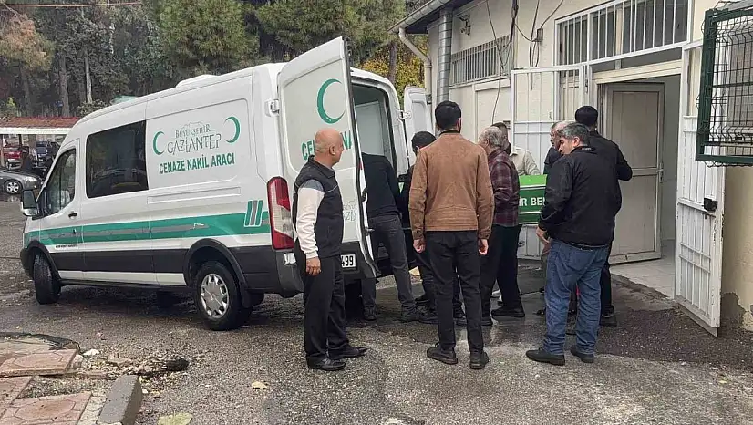 Ders çıkışı kalp krizi geçiren öğretmen kurtarılamadı