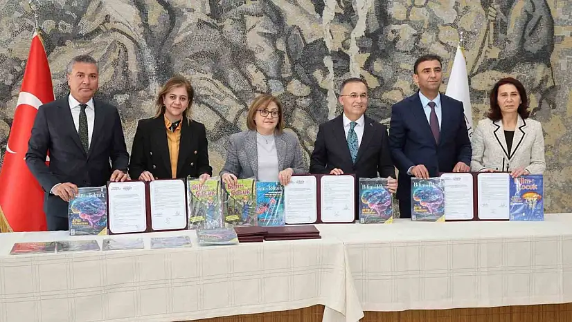 Gaziantep Büyükşehir'den çocuklara bilim dergisi desteği