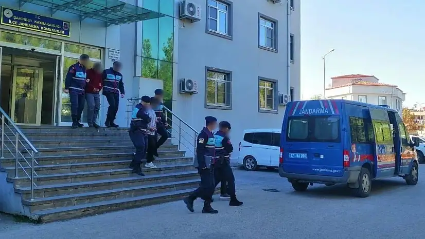 Gaziantep'te 632 adet uyuşturucu hap ele geçirildi: 3 şahıs tutuklandı