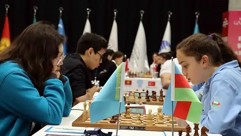 Gaziantep'te satranç tarihine geçen çifte şampiyona heyecanı sürüyor