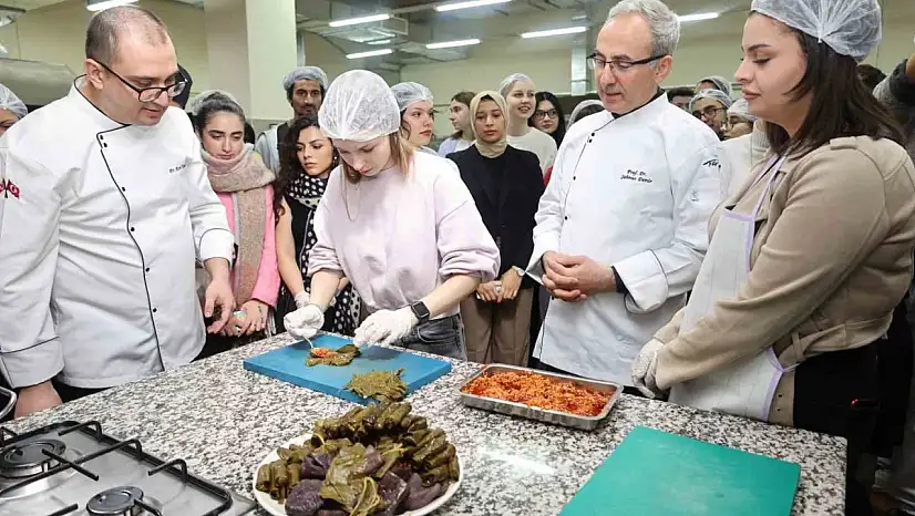 GİBTÜ'de Kültürel Buluşma: Uluslararası öğrenciler Türk mutfağını keşfetti