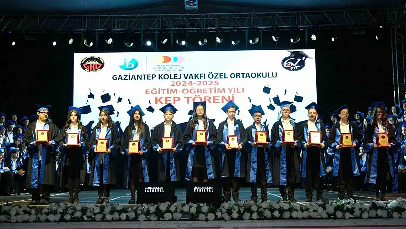 GKV Ortaokul mezunlarını uğurladı