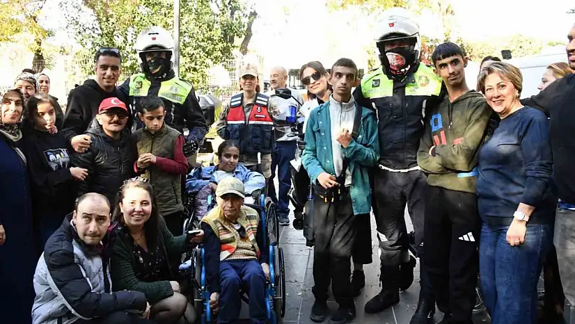 Jandarmadan özel ihtiyaçlı çocuklara anlamlı ziyaret