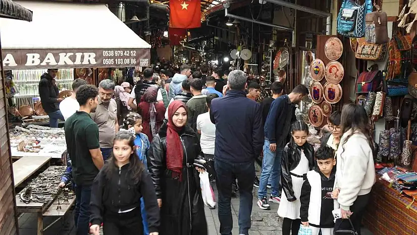Ramazan Bayramı'nda Gaziantep'in tarihi mekânları turist akınına uğradı
