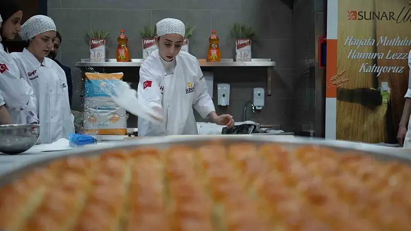 Sunar Un, ürünlerini Gaziantep'te baklava ustaları ile buluşturdu