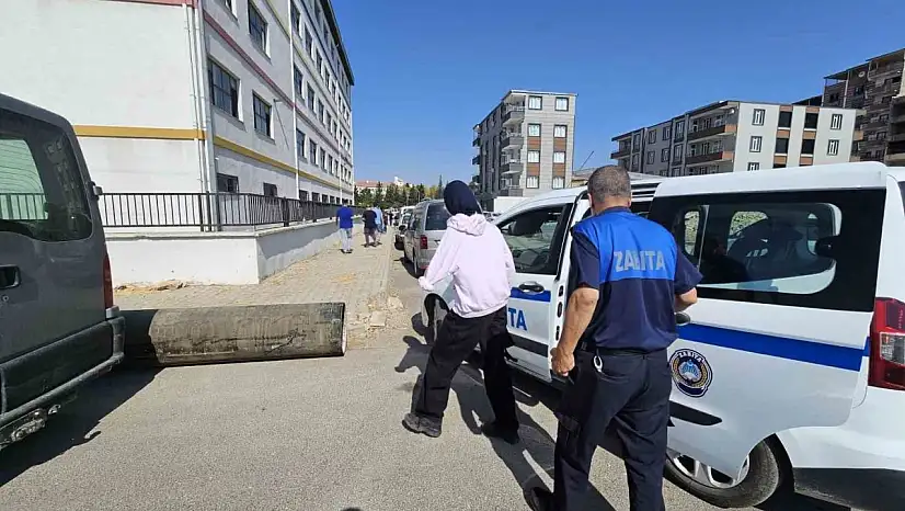 Zabıta ekipleri, geç kalan öğrenciyi LGS sınavına yetiştirdi