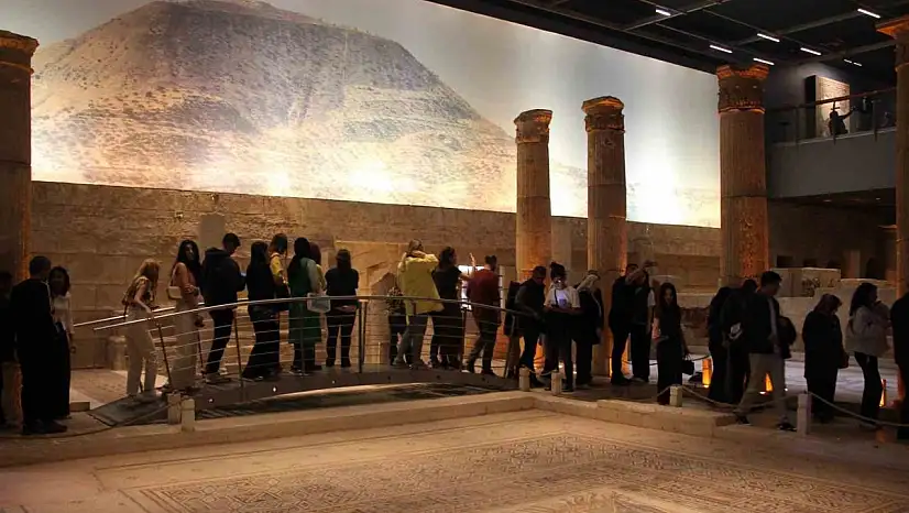 Zeugma Mozaik Müzesi bayramda ziyaretçi akınına uğruyor