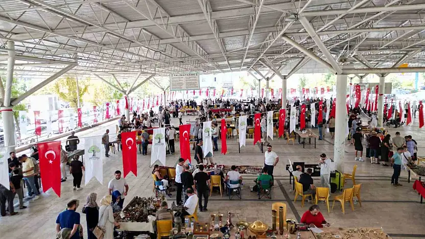 Antika tutkunları Şehitkamil'de buluştu