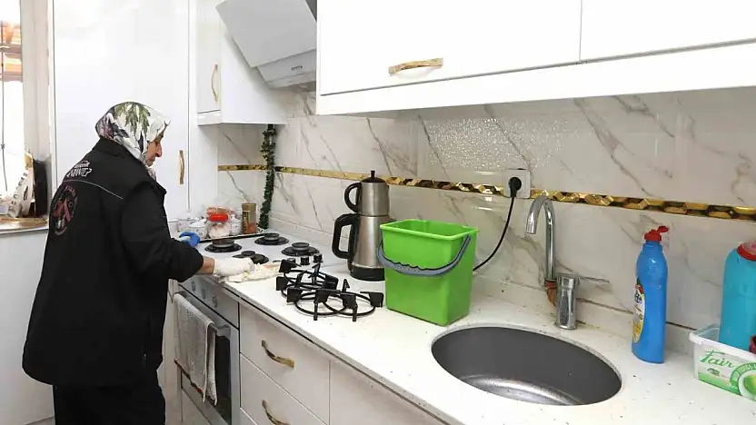 Büyükşehir 2025 yılında engelli ve bakıma muhtaç bireylerin 2 bin 795 kez kapısını çaldı