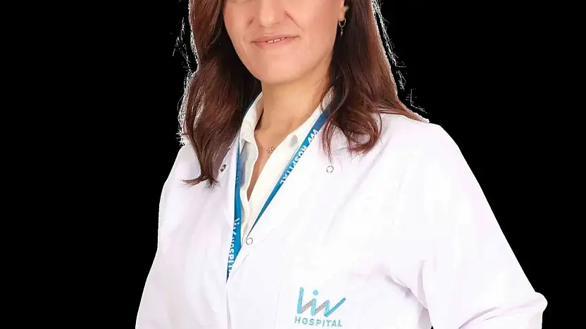Çocuk Sağlığı ve Hastalıkları Uzmanı Uzm. Dr. Özlem Karaoğlu'ndan yaz tatilinde çocuklar için sağlıklı ve güvenli tatil önerileri