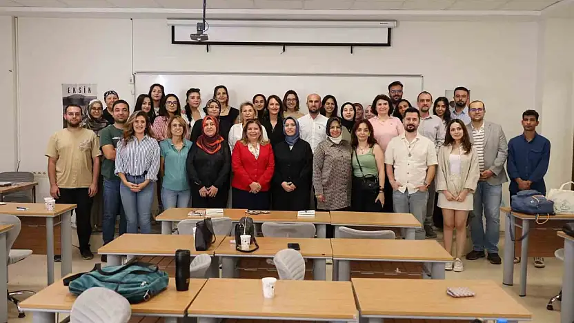 Dijital Görünürlük Atölyesi HKÜ Design Akademi'de gerçekleştirildi