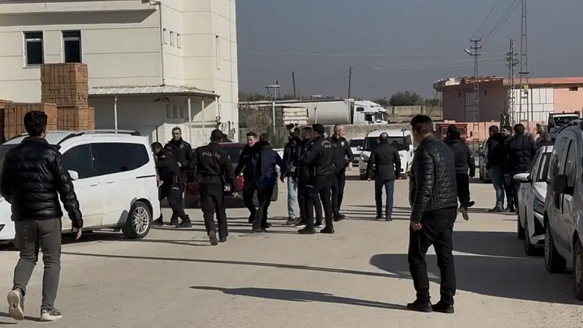 Furkan Apartmanı davasında duruşma sonrası aileler arasında arbede