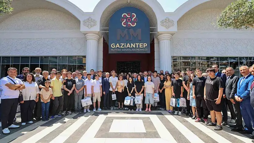 Gaziantep Büyükşehir'den 'Gaziantep 2025 LGS birincileri şampiyonlar buluşması'