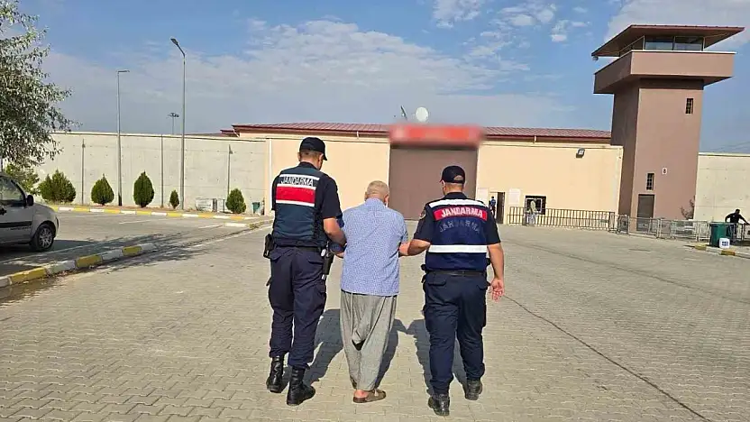 Gaziantep'te aile içi kavgada öldürülen Eyüp Tiryaki'nin katil zanlısı babası ve amcası çıktı