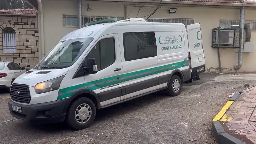 Gaziantep'te akrabasının silahla vurduğu genç hayatını kaybetti