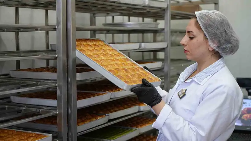 Gaziantep'te baklavacıların bayram mesaisi başladı