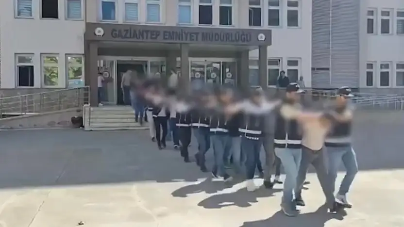 Gaziantep'te ehliyet sınavında 56 joker yakalandı