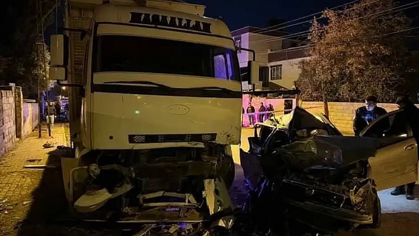 Gaziantep'te feci kaza: 2 genç hayatını kaybetti