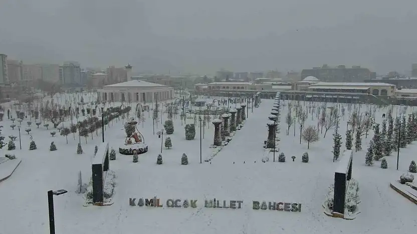 Gaziantep'te kar manzarası havadan görüntülendi