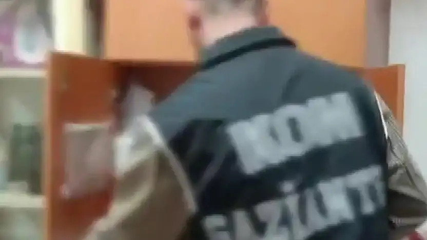 Gaziantep'te usulsüz satış ve dağıtımı yapılan 30 bin ilaç ele geçirildi: 3 gözaltı