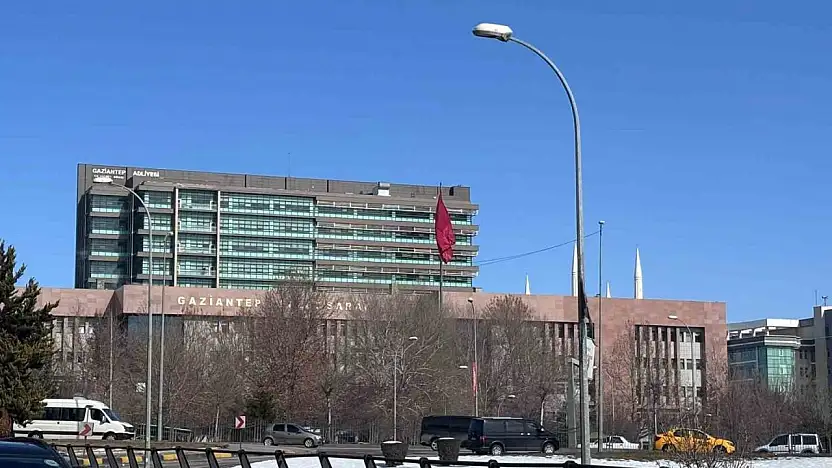 Gaziantep'te uyuşturucu satarken yakalanan İran uyruklu sanığa 18 yıl hapis