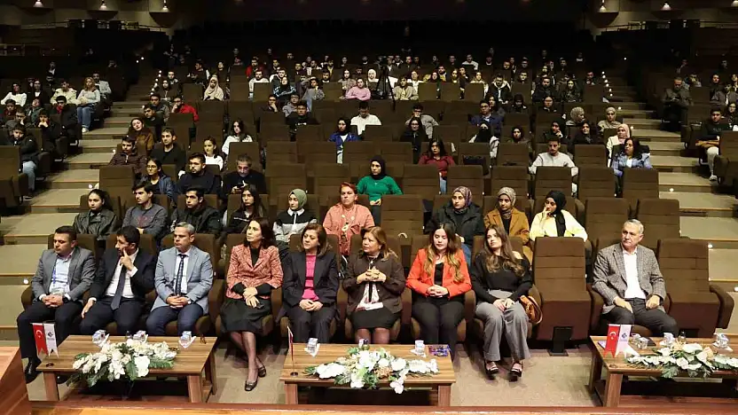 Hasan Kalyoncu Üniversitesi'nde Yapay Zeka Zirvesi gerçekleştirildi