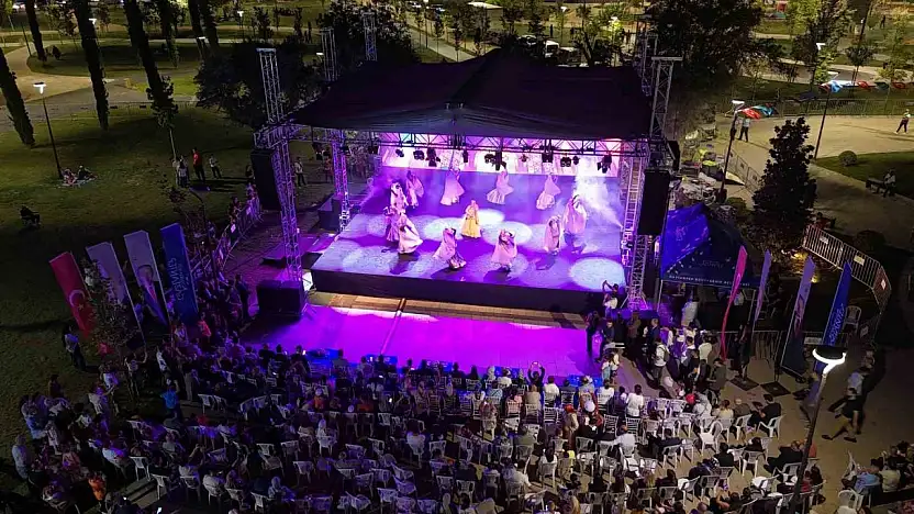 Hemşehri Dernekleri Festivali renkli görüntülere sahne oldu