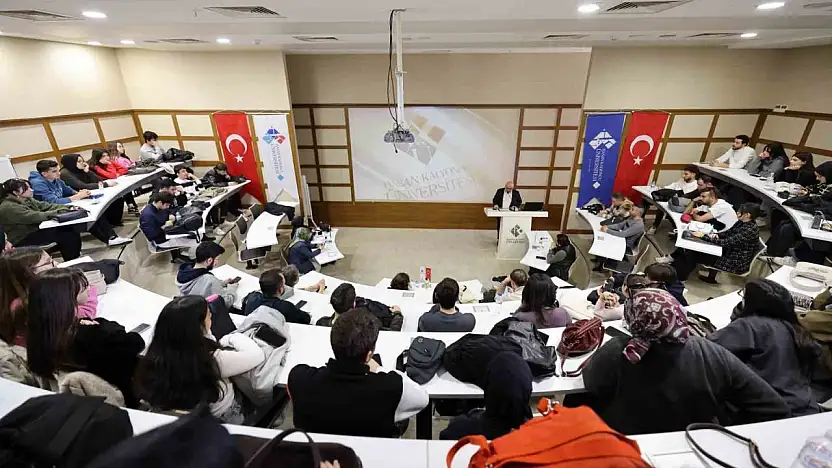 HKÜ'de 'Mezopotamya'dan Günümüze: Gılgamış Destanı' konferansı düzenlendi
