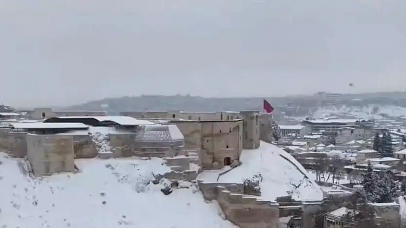 Kar yağışı sonrası Gaziantep'te kartpostallık görüntüler