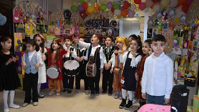 Miniklerin 'Hoş Geldin Ramazan' etkinliği göz doldurdu