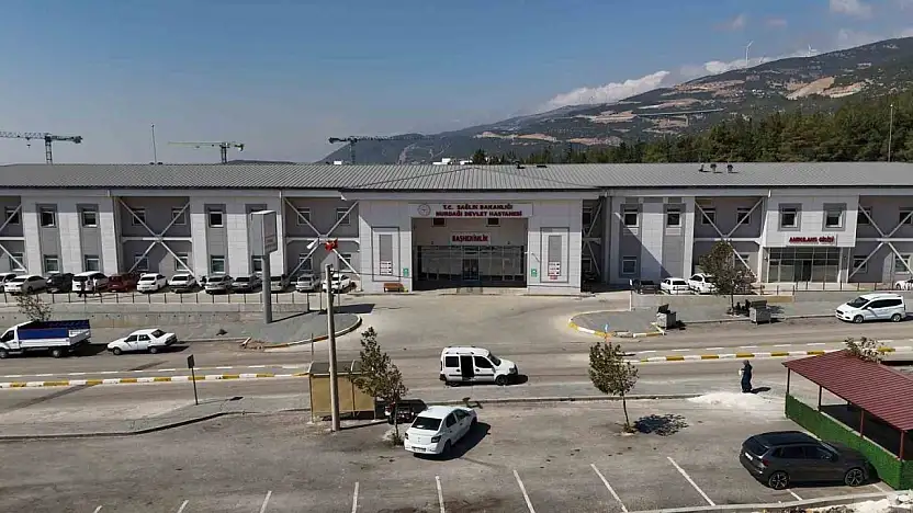 Nurdağı'nda çelik konstrüksiyonlu hastane 9 ayda tamamlandı, deprem bölgesine nefes oldu