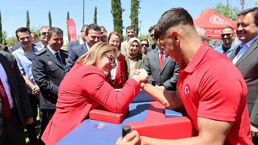 Şahin'in bileği bükülmedi