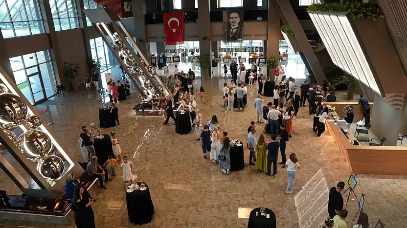 Şehitkamil'de sanat yolculuğu sergiye dönüştü