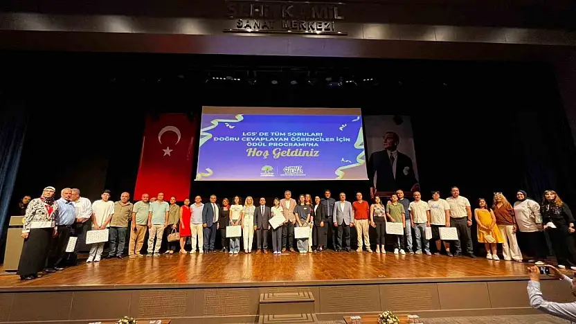 Şehitkamil'in Türkiye birincilerine dizüstü bilgisayar
